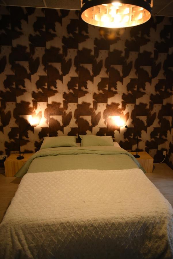 Le Piercot Hotel Liege Phòng bức ảnh