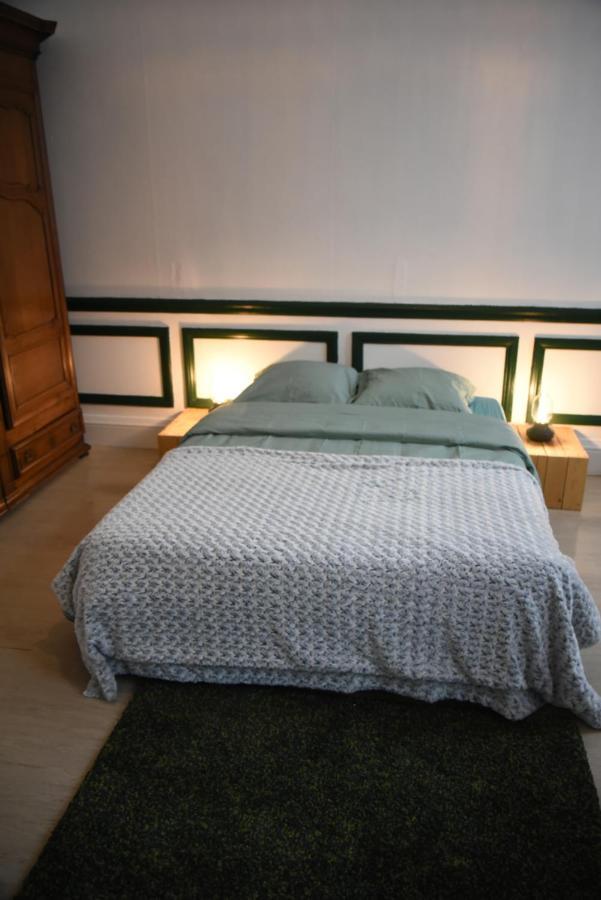 Le Piercot Hotel Liege Phòng bức ảnh