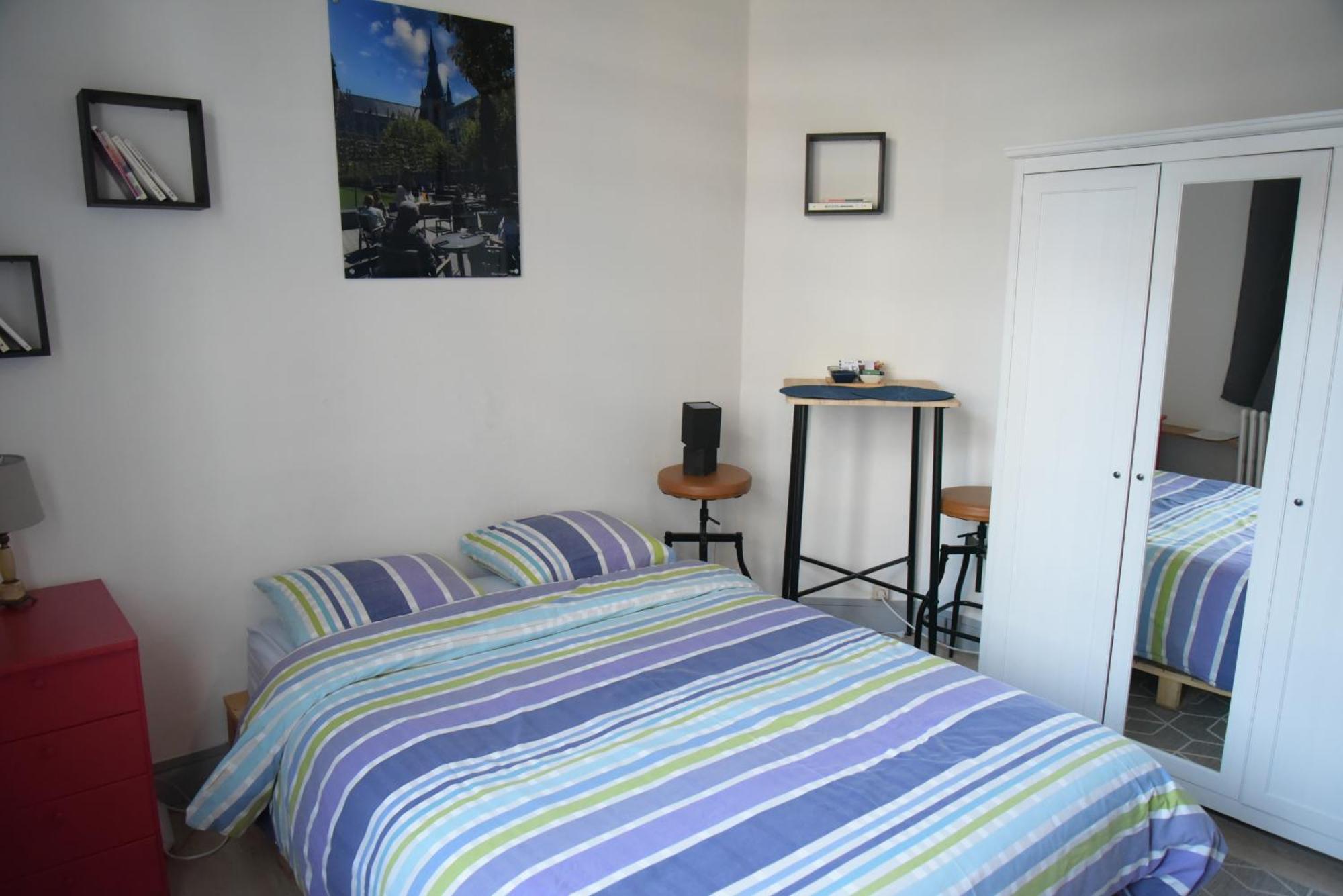 Le Piercot Hotel Liege Phòng bức ảnh
